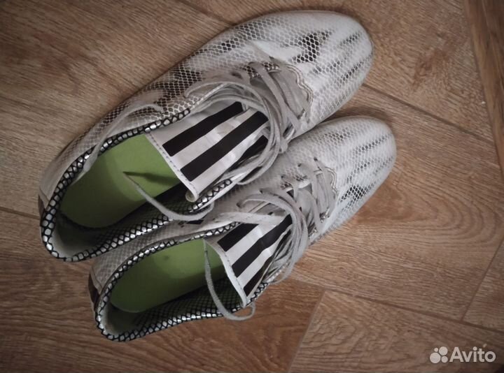 Продам Adidas F10 в отличном состоянии,играл мало