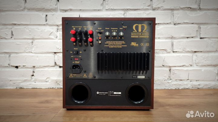 Мощный сабвуфер Monitor Audio ASW100 (England)