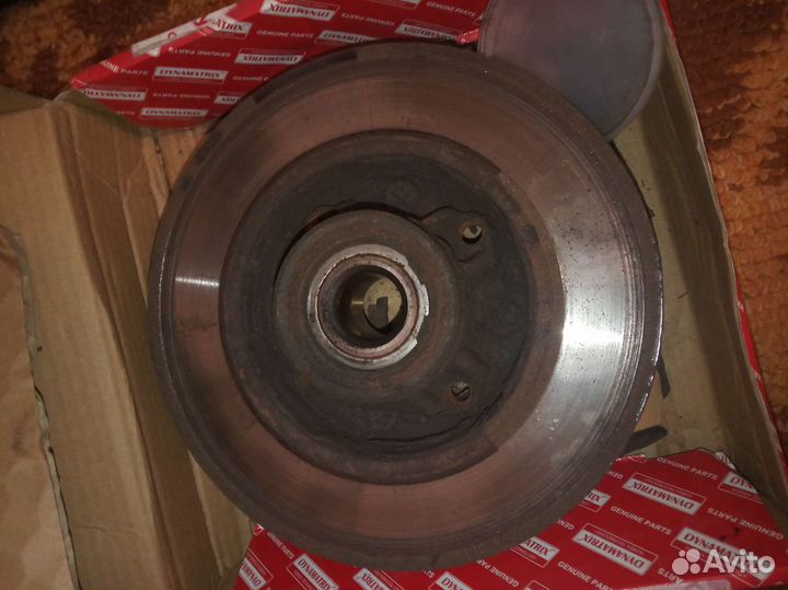 Тормозные диски Ситроен С4 В7 передние