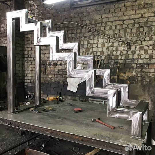 Лестница металлическая