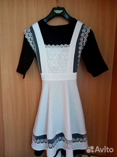 Школьный фартук