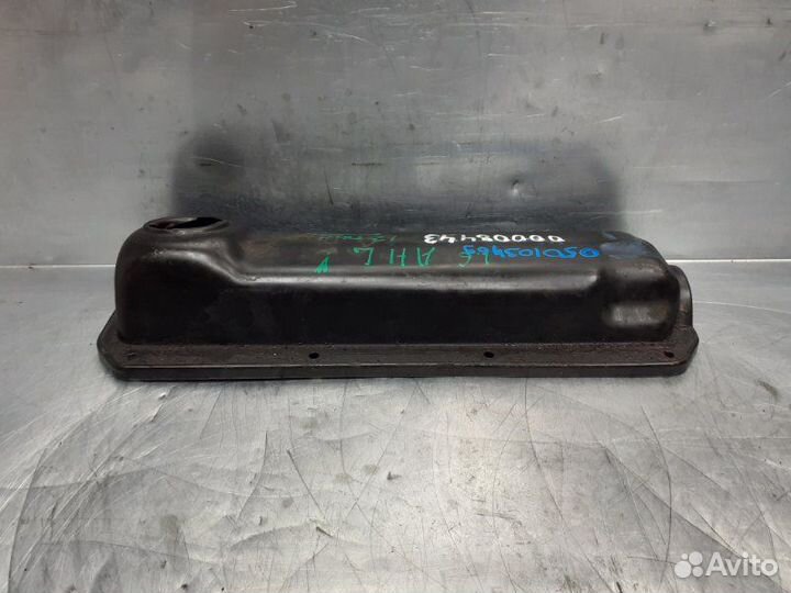 Крышка головки блока (клапанная) Volkswagen Passat