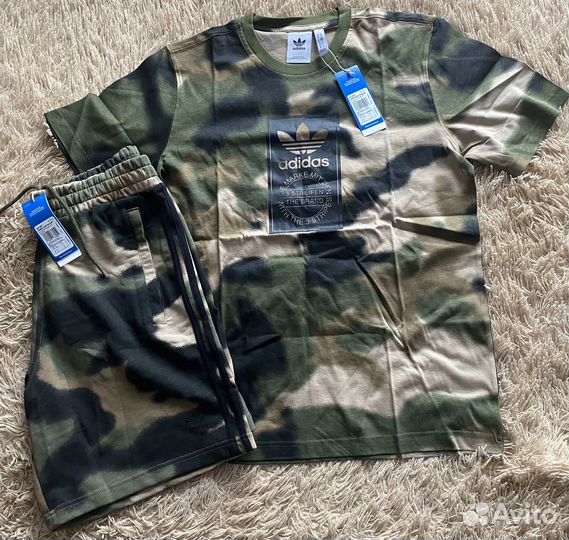Футболка и шорты adidas originals S 44-46