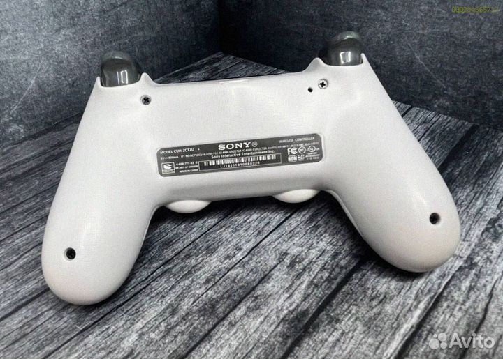 Геймпад DualShock 4