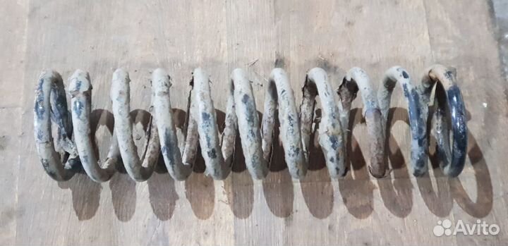 Пружина задняя ауди 80 Б3