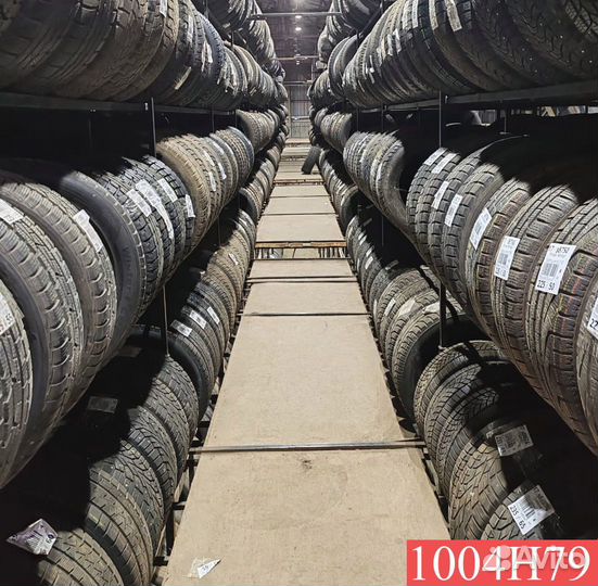 Bridgestone Blizzak DM-V1 215/70 R17 100M