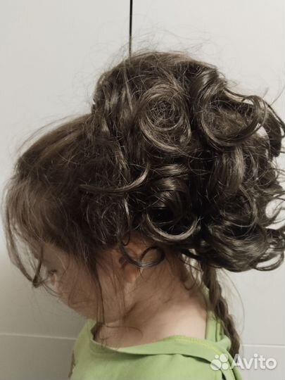 Шиньон-хвост на крабе