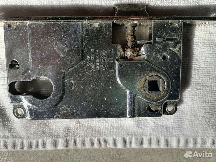 Замок, личинка, ручка дверная