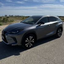 Lexus NX 2.0 CVT, 2019, 75 000 км, с пробегом, цена 3 750 000 руб.