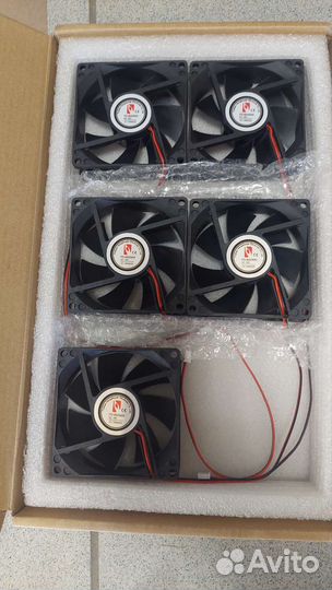 Вентилятор 8025 DC 18V