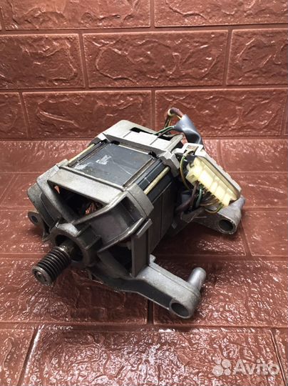 Двигататель стиральной машины Beko