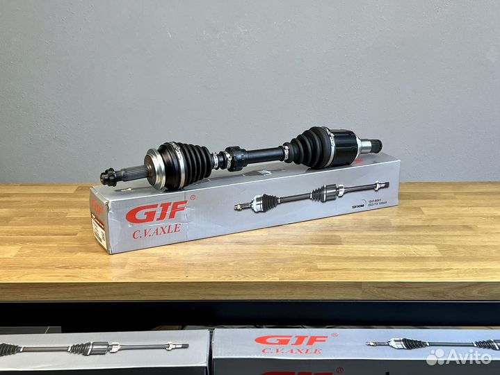 Привод левый Toyota Camry V70 2.5 гарантия