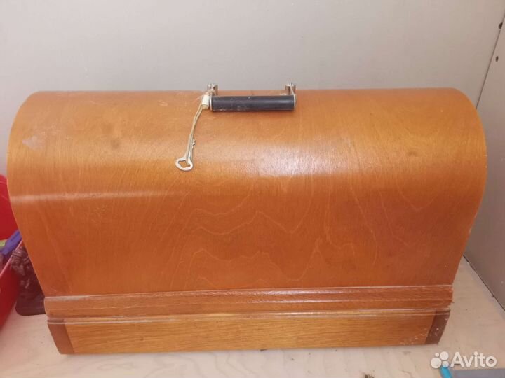 Швейная машинка