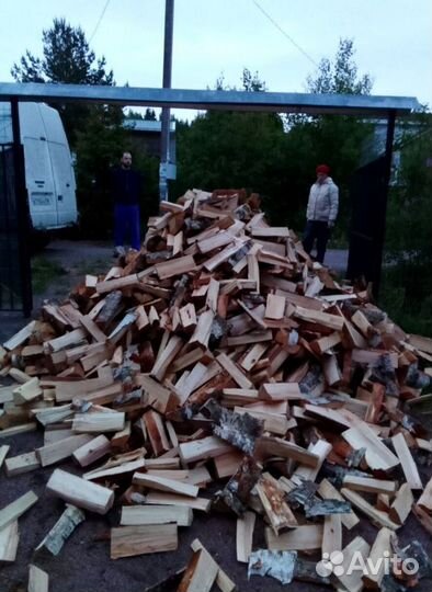 Дрова Березовые в наличии в Выборге