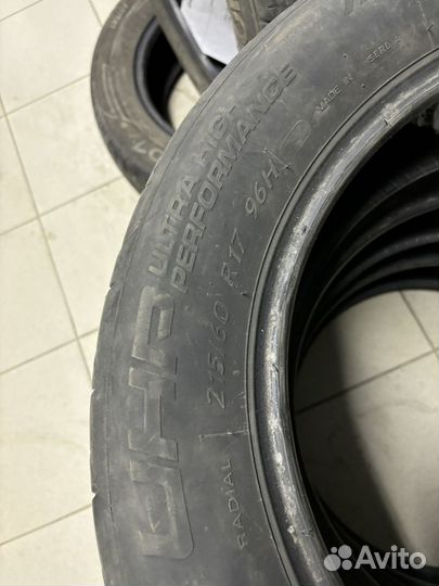 Kormoran Ultra High Performance 215/60 R17