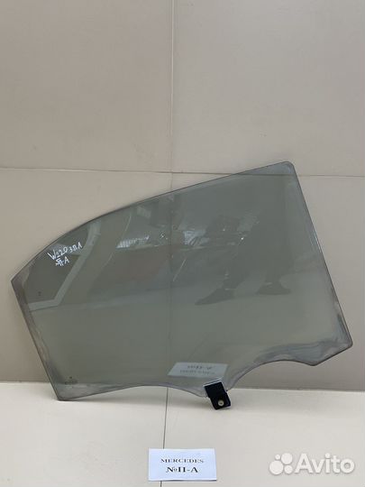 Стекло двери заднее Mercedes W220 Long