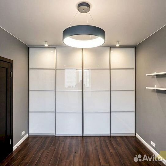 Шкаф купе. Бесплатная доставка