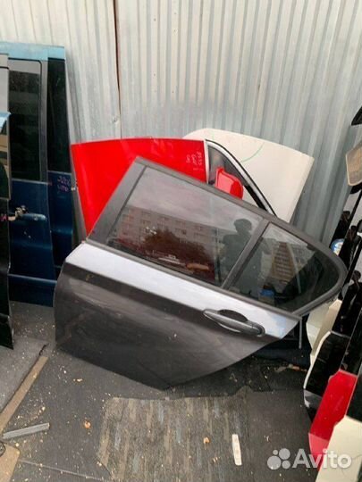 Левая задняя дверь BMW 1 series F20 бмв F20