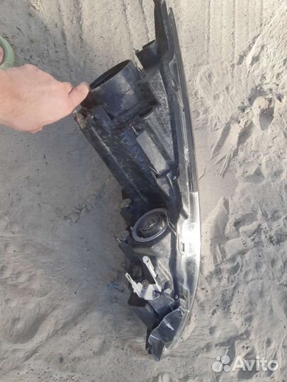 Фара Mazda 6 2010-2012г