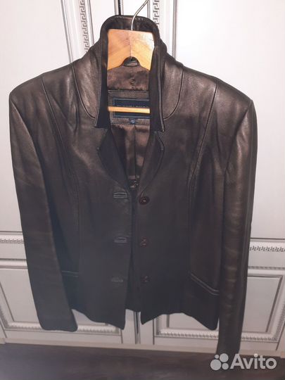 Куртка кожаная женская 48 размер