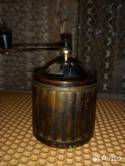 Ручная кофемолка СССР