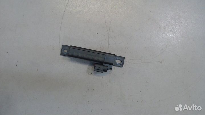 Антенна Nissan Pathfinder, 2013