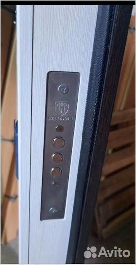 Входные двери новые