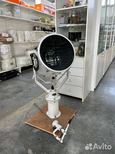 Прожектор судовой светосигнальный(без опоры) 1000В