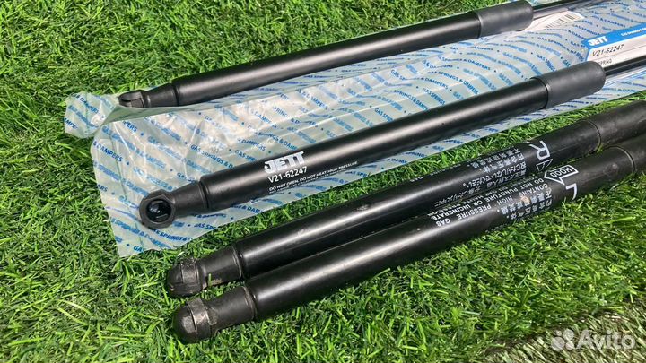 Амортизаторы капота TLC Prado 150/GX460 09-17 г.в