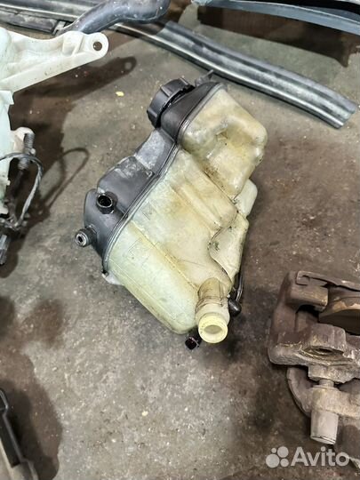 Бачок расширительный volvo s60 2