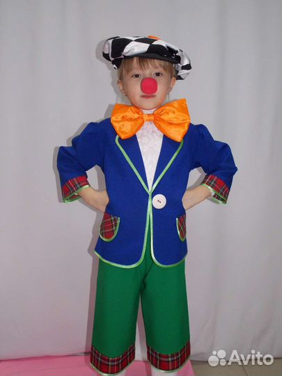 Клоун Олег Попов новогодний костюм