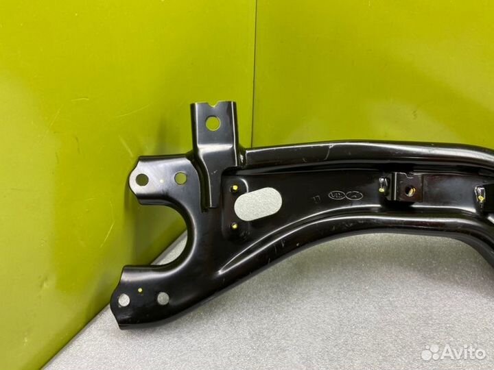 Рычаг задний правый Kia Sorento 2 XM D4HB 2.2 2018