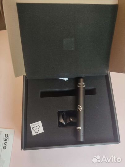 Микрофон AKG P170