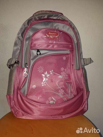 Рюкзак школьный для девочки новый