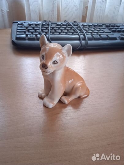 Статуэтка львёнок