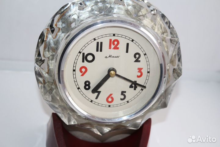 Настольные часы СССР маяк