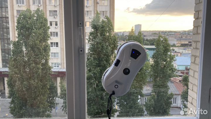 Робот для мытья окон