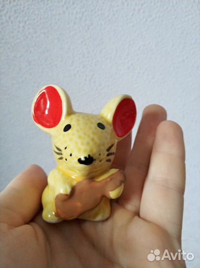 Статуэтка мышка (сувенир)