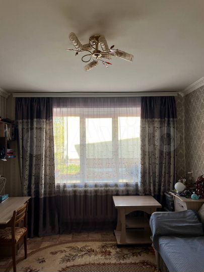 3-к. квартира, 53 м², 1/2 эт.