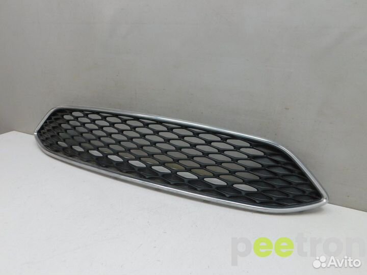 Б/У Б/У Решетка радиатора б/у Рестайлинг с 2015г