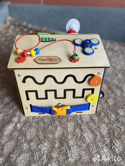 Бизиборд домик