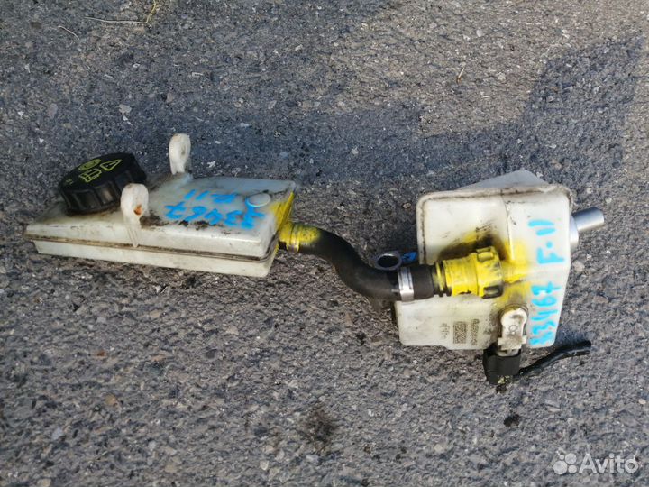 Главный тормозной цилиндр Ford Focus 2