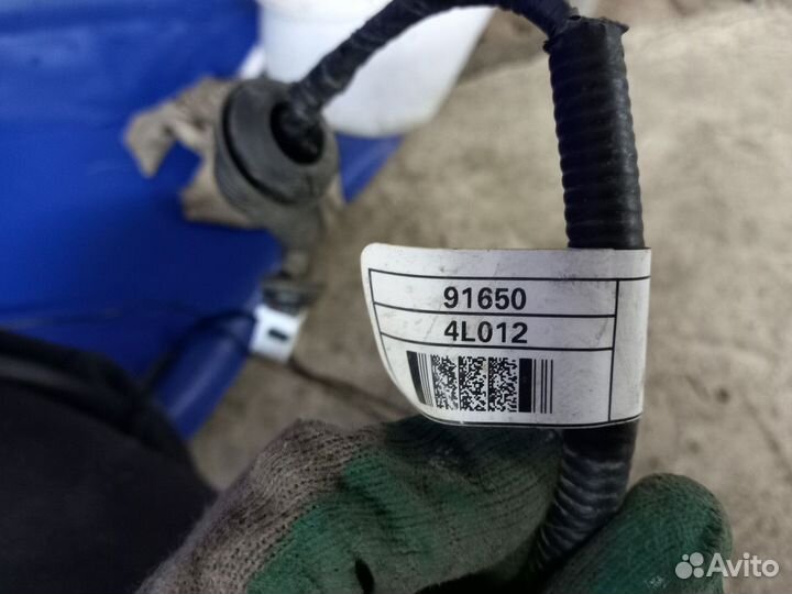 Коса задней двери Hyundai solaris 1