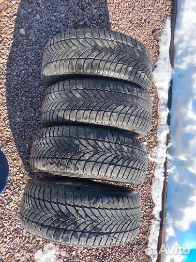 Goodyear Ultra Grip Ice Arctic 2 225/55 R17