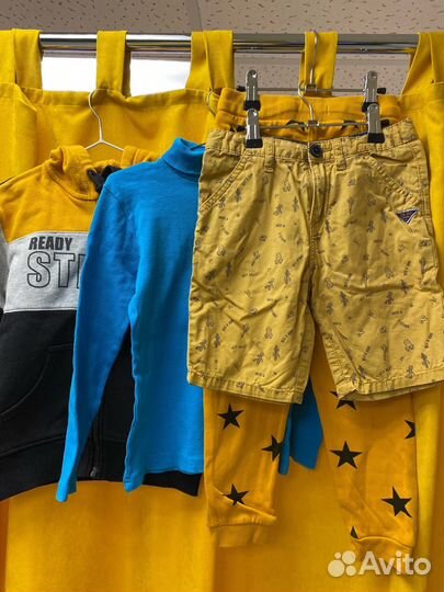 Большой пакет одежды для мальчика 4-5 лет