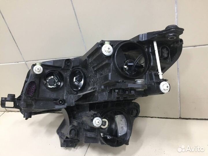 Фара передняя правая Skoda Kodiaq