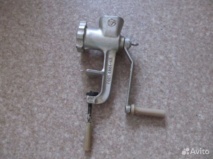 Мясорубки ручные механические