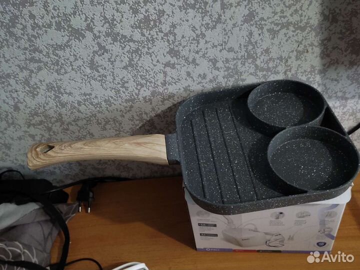 Сковорода антипригарная с отделениями