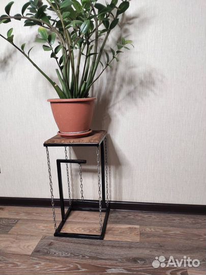 Стол. Подставка. Лофт