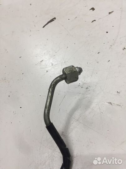 Трубка топливная (Jaguar XF)